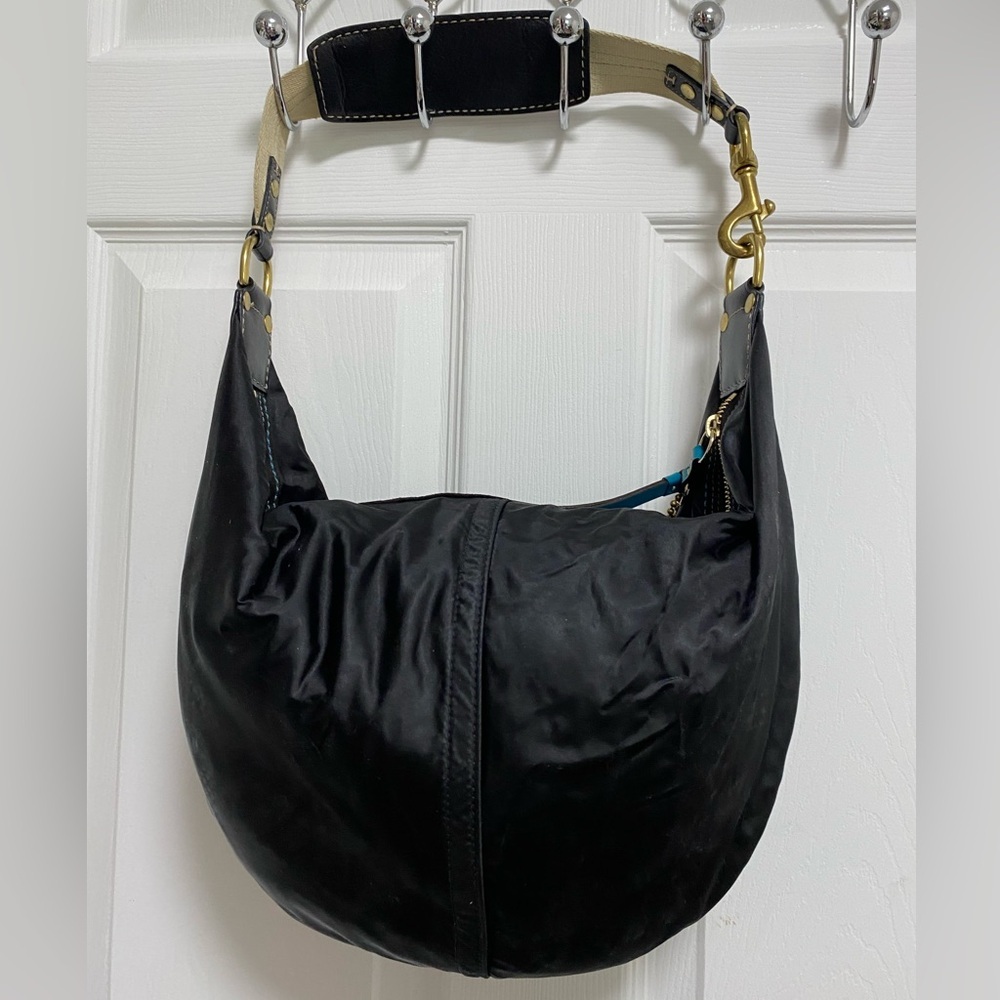 Coach Vintage Black Hobo Bag with Gold Accents - Picture 2 of 11